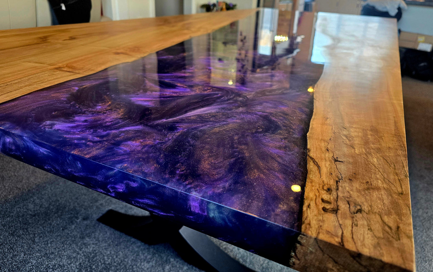 Mangeo Dining Table