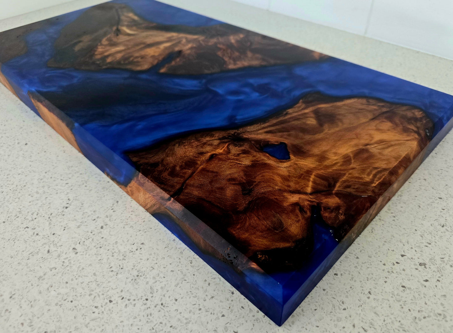 Resin epoxy cutting board