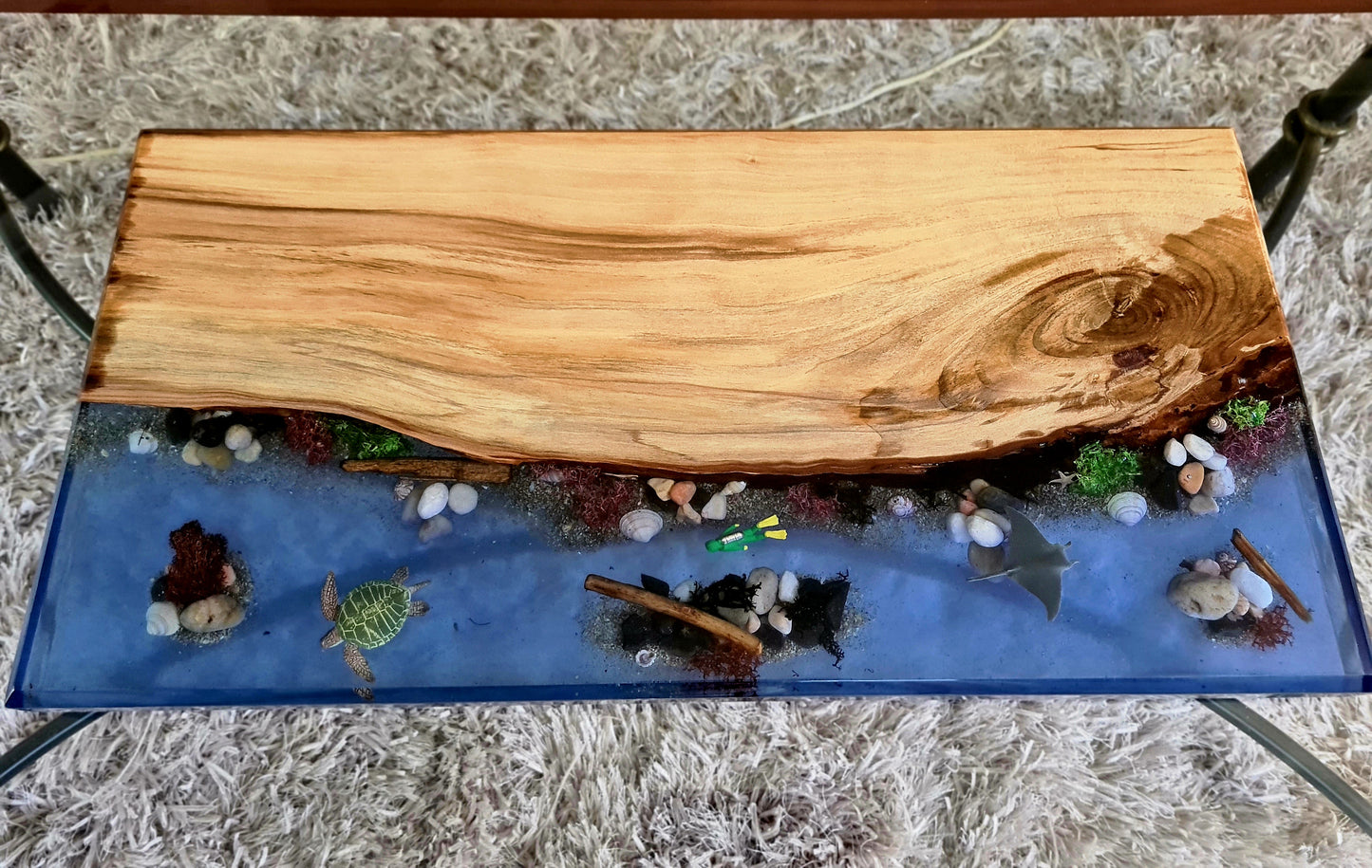 Resin serving board, Resin cutting board, resin centre piece
