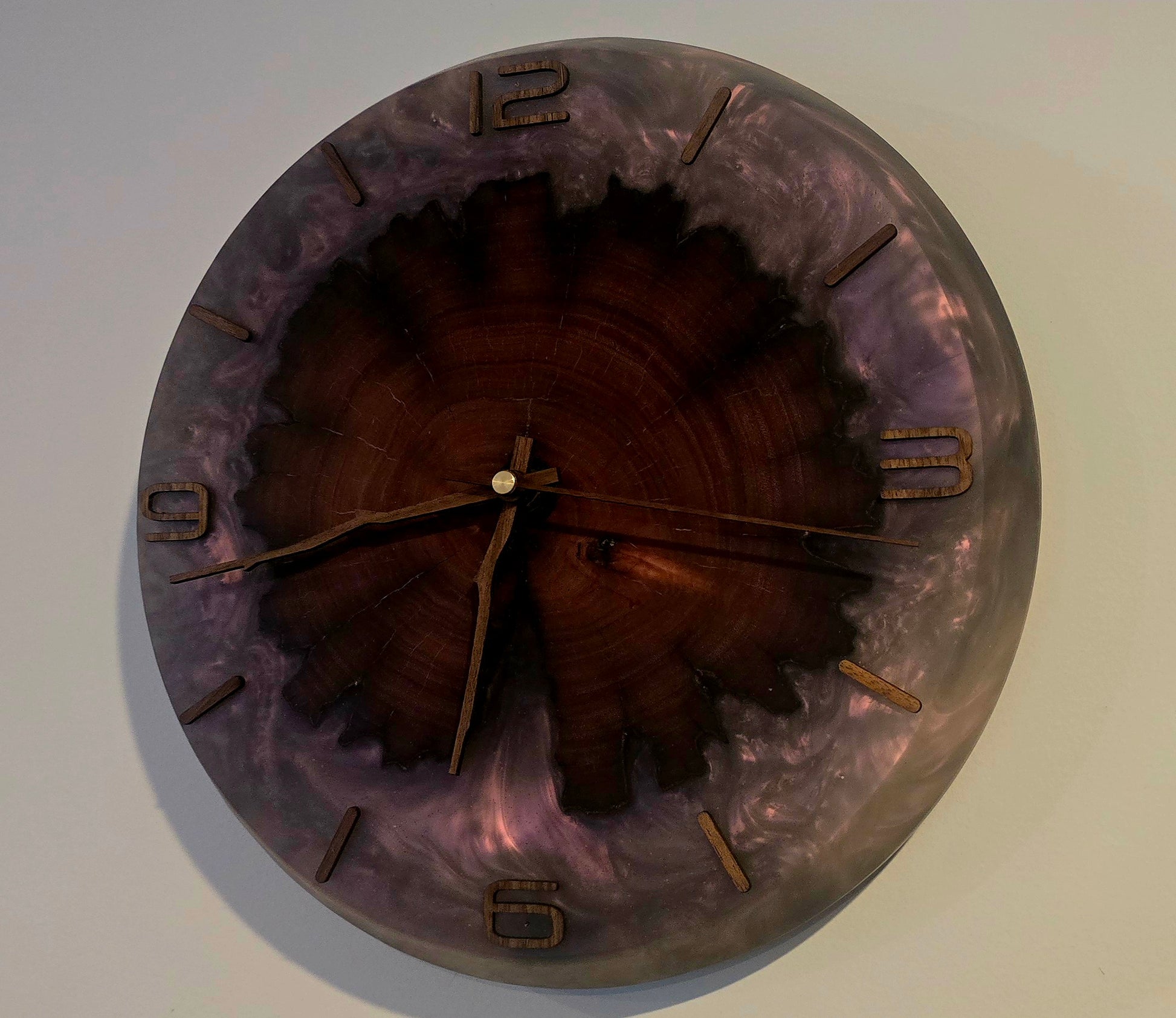 resin epoxy clock