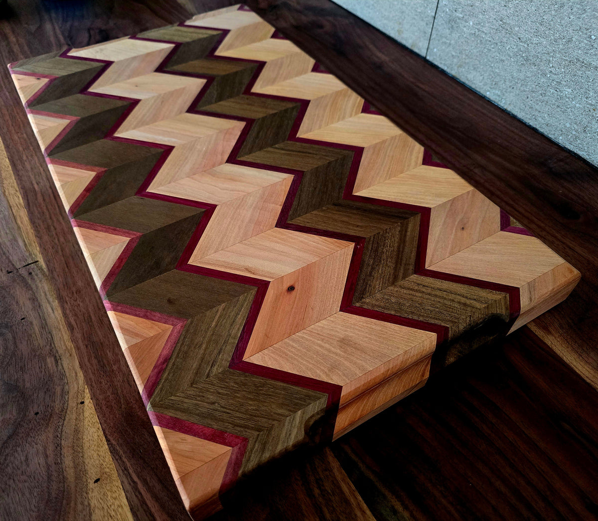 Zig Zag Chopping Board