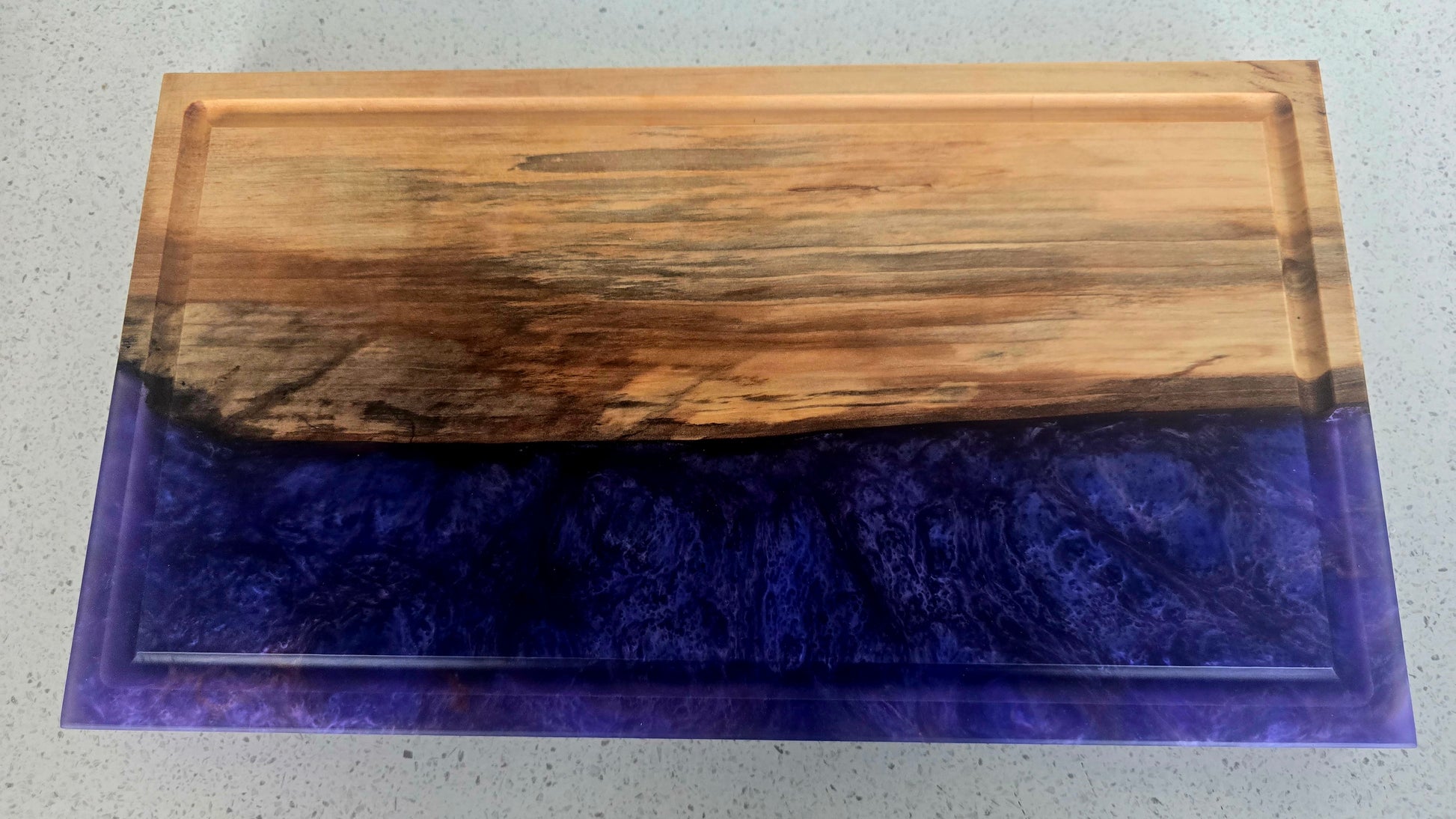 Resin epoxy cutting board