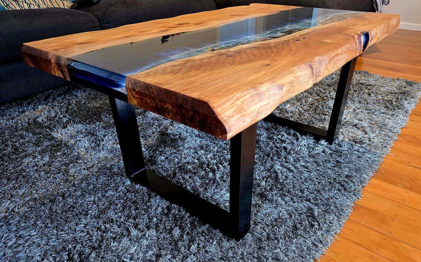 Resin river Coffee table 