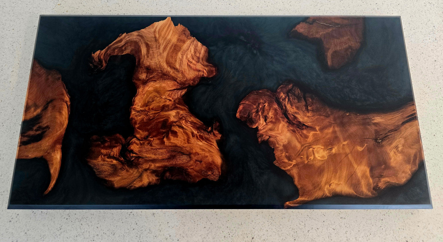 Resin epoxy cutting board 